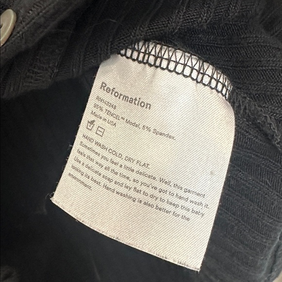 Reformation Cropped Long Sleeve Button Down Sweater Top Size small - Picture 3 of 4